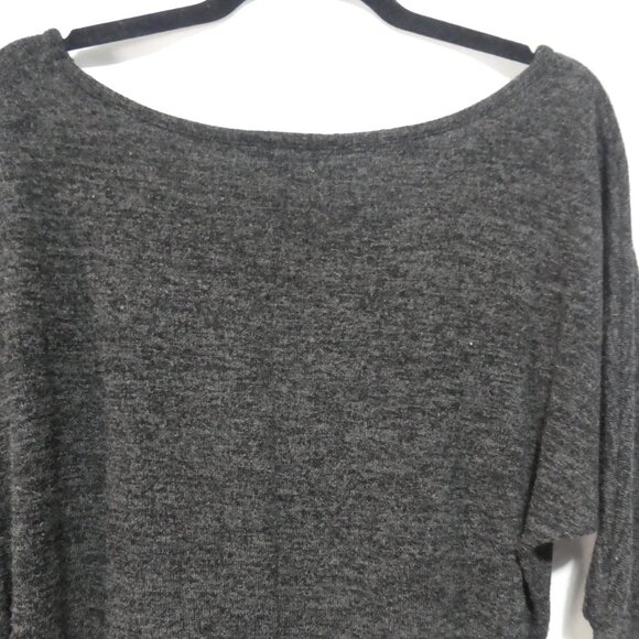 SEDUCTIONS | medium | Round Neckline Salt and Pepper Sweater | 3/4 Sleeves - Picture 11 of 15